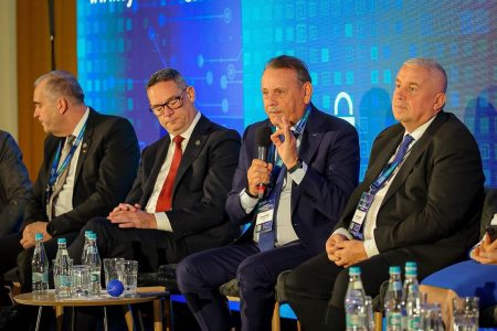 Daniel Buda: Atacurile cibernetice devin tot mai des arme ale războiului hibrid, iar provocarea reală abia începe - poza 1