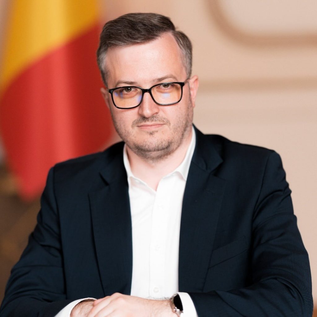 Ștefăniță Alin Avrămescu – candidatul AUR la președinția Consiliului Județean Buzău; George Simion: Singurul candidat cu șanse reale să îl bată pe Marcel Ciolacu
 - poza 1