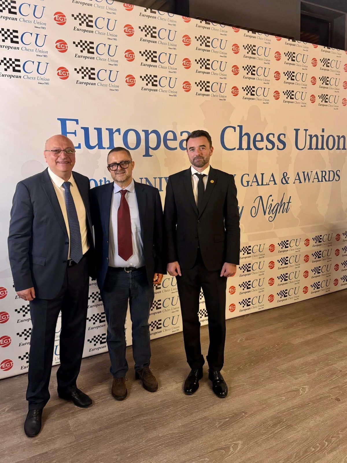 România, influență tot mai mare în șahul european: Vlad Ardeleanu, nominalizat pentru funcția de Președinte Executiv Adjunct al Uniunii Europene de Șah
 - poza 2