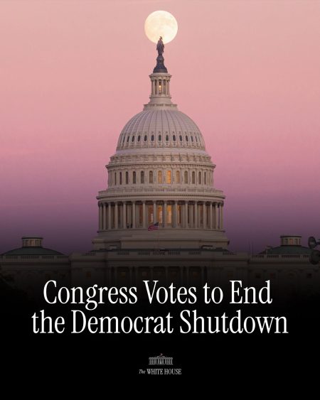 Camera Reprezentanţilor din SUA a votat legea care permite ieşirea din paralizia bugetară federală. Trump a semnat legea care pune capăt celui mai lung „shutdown” din istorie / Nu este clar cât de repede vor fi reluate serviciile - poza 1