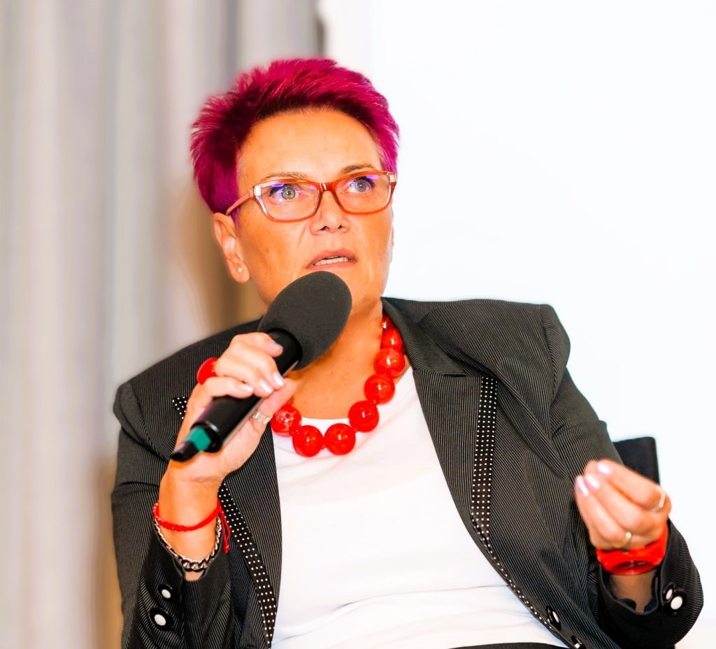 Securitatea cibernetică, inteligența artificială și factorii ESG: priorități critice pentru consiliile de administrație din sectorul bancar (Gabriela Hârțescu)
 - poza 1