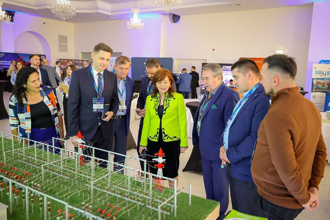 Prioritizarea Securității Cibernetice în Era Digitală: Peste 350 de specialiști s-au reunit la Cluj-Napoca, la Forumul de Securitate Cibernetică în Energie, organizat de DEER în parteneriat cu Ministerul Energiei
 - poza 6