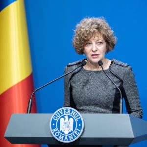 Oana Gheorghiu: Am văzut unde sunt găurile din companiile de stat; trebuie să îi învăţăm pe miniştri că nu au voie să se implice în activitatea de zi de zi a unei companii - poza 1