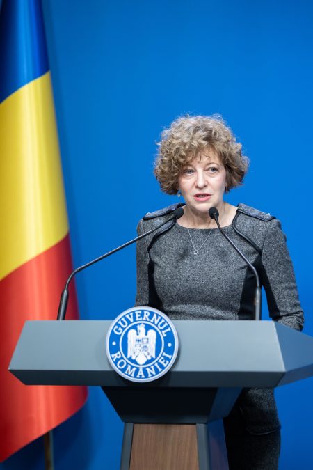 Reforma companiilor de stat vizează eliminarea conducerilor interimare şi restructurarea a cel puţin trei companii (vicepremier) - poza 1