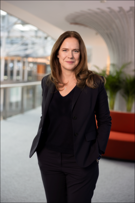 Christina Verchere, CEO OMV Petrom: Aniversarea a 30 de ani a BVB marchează o călătorie remarcabilă pentru piața de capital din România - poza 1