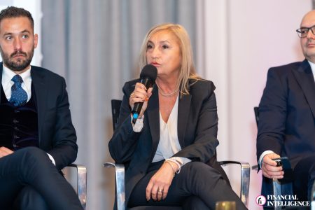 Viorica PĂCURAR, NN: Educația financiară are un rol crucial în dezvoltarea pieței asigurărilor; e important ca oamenii să fie pregătiți să ia decizii care le oferă siguranță financiară pe termen lung - poza 1