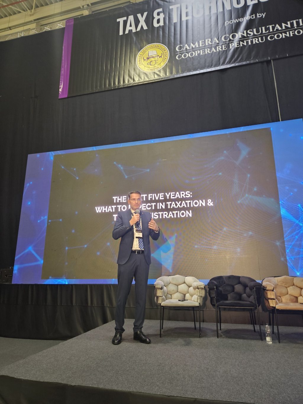 Taxarea capitalului și muncii a ajuns la un nivel foarte ridicat și pierdem investiții (CCF)
 - poza 1