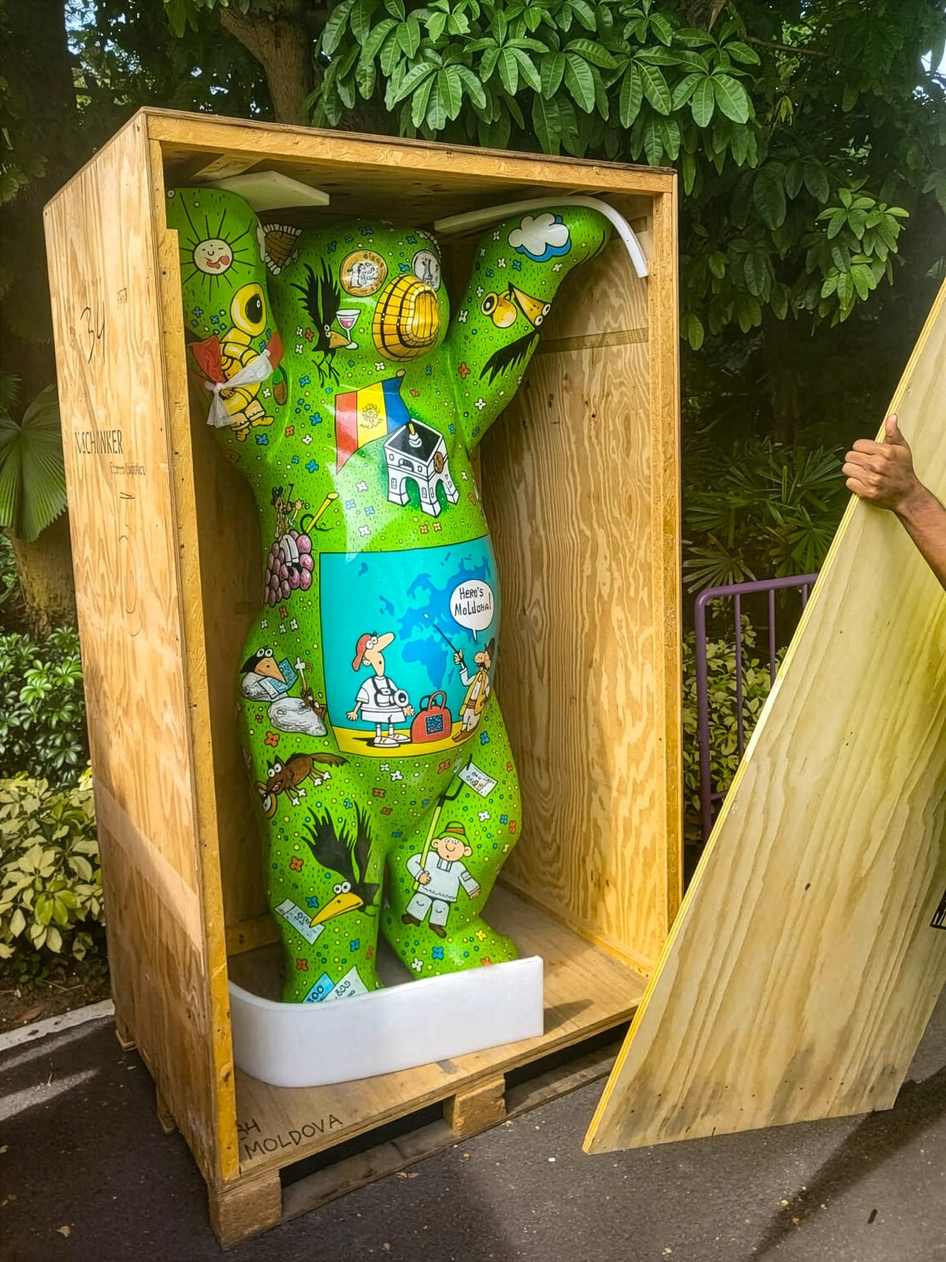 Cele mai neobișnuite livrări făcute de DHL în 2025
- poza 3