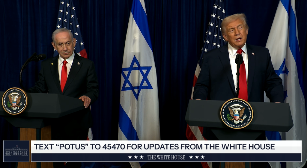 Preşedintele american susţine noi atacuri israeliene dacă Teheranul &icirc;şi extinde programul de rachete
 - poza 1