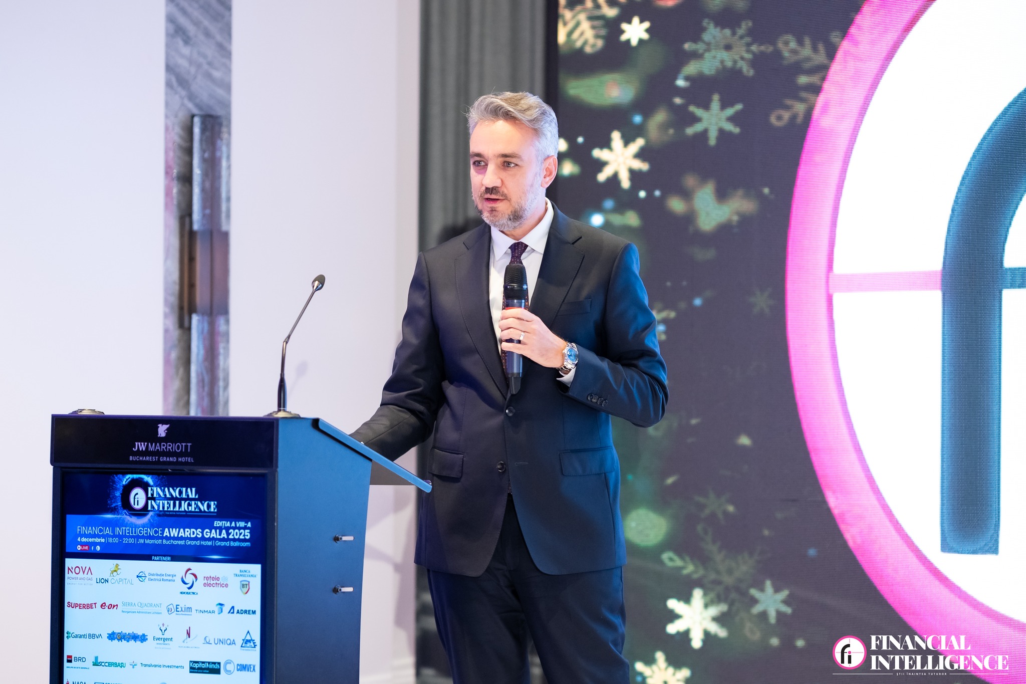 Gala Financial Intelligence Awards 2025 a celebrat cea de-a 18-a aniversare a aderării României la Uniunea Europeană
- poza 8