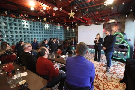 Salt Bank depășește pragul de 700.000 de clienți și se apropie de 2 miliarde de lei în active - poza 1