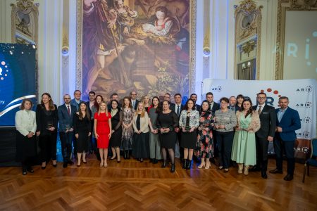 Gala by ARIR 2025: 15 companii listate au fost premiate pentru excelența în comunicarea cu investitorii
 - poza 1