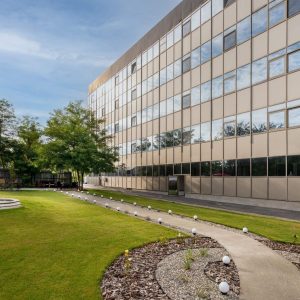 Morphosis Capital, antreprenorul Iulian Pleșcan și fondatorii AsertivO lansează Echo Elderly Care, o platformă pentru dezvoltarea unei rețele naționale de centre pentru seniori - poza 1