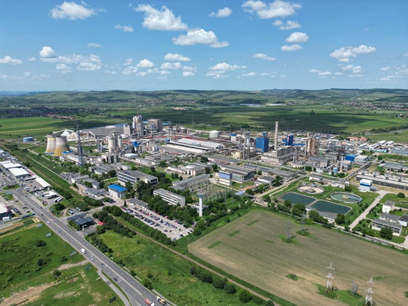 ROMGAZ preia începând cu 1 septembrie 2026 activele care concură la activitatea de producție a AZOMUREȘ, precum și contractele și salariații necesari activității transferate