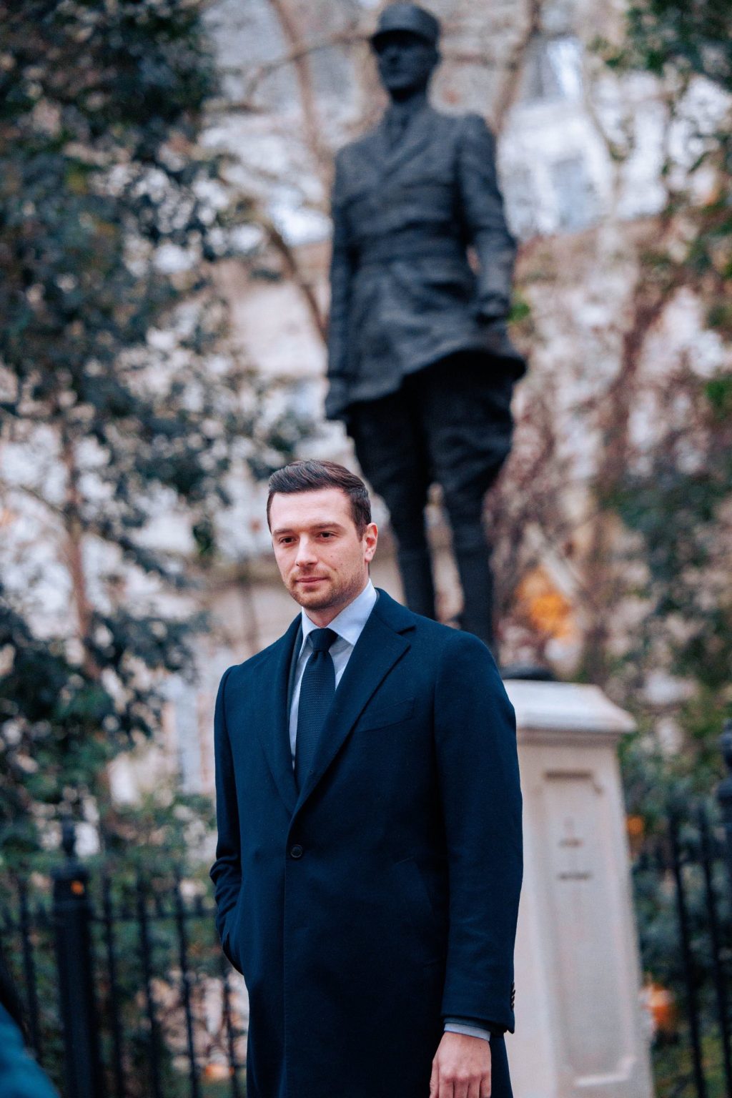 Jordan Bardella cere &icirc;n PE o replică puternică a UE &icirc;n faţa ameninţărilor preşedintelui american
 - poza 1