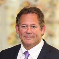 Trump îl va intervieva pe Rick Rieder de la BlackRock pentru funcția de președinte al Fed (Fox Business) - poza 1