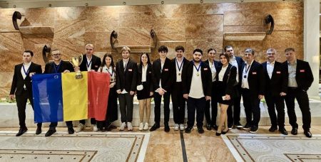 Uniunea Europeană de Șah (ECU) lansează Super Liga Europeană de Șah, a doua mare competiție continentală sub egida forului. Va fi susținută în premieră de o fundație din România - poza 1