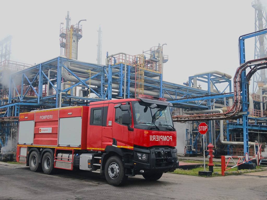 Rompetrol Rafinare investește &icirc;n siguranță &ndash; autospeciale moderne pentru rafinăria Petromidia
 - poza 1