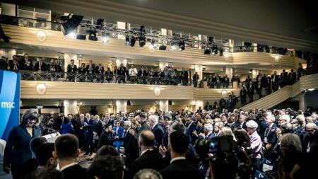 Europa realizează „cu durere” că trebuie să fie mai îndrăzneață față de SUA, se arată într-un raport privind securitatea (Guardian) - poza 1