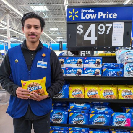 Walmart – primul retailer care atinge o valoare de piață de 1 trilion de dolari și se alătură clubului dominat de giganții Big Tech - poza 1