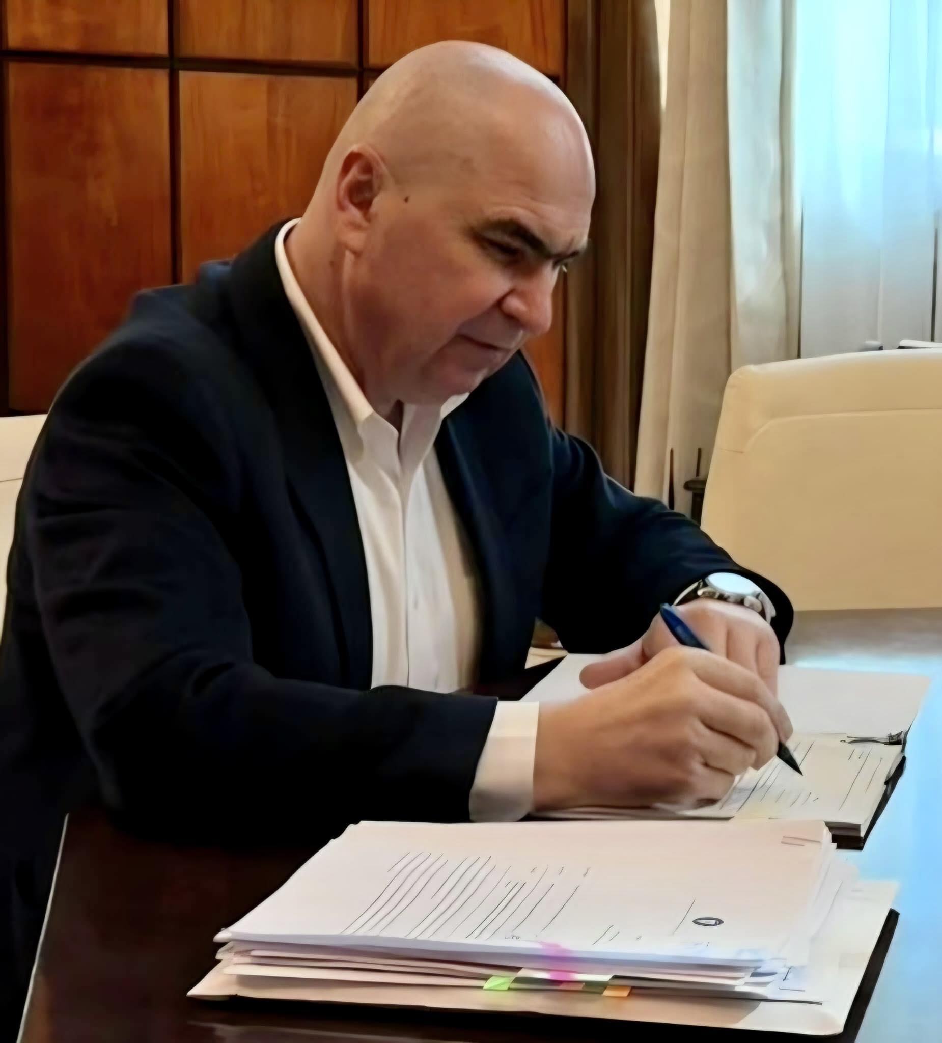 Ilie Bolojan, despre sistemul de acordare a burselor sociale: „Foarte probabil vom rămâne pe actualul sistem”