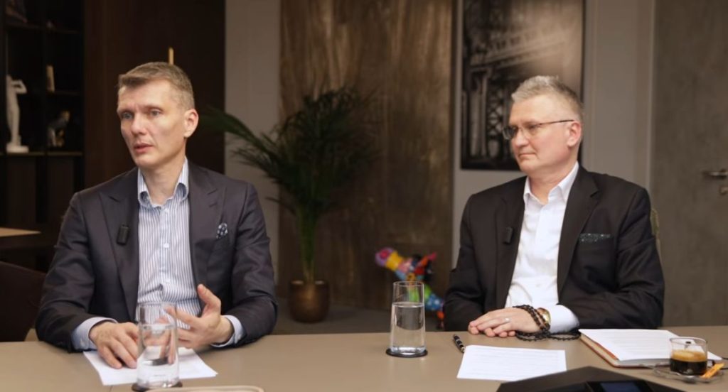 Sorin Preda și Valentin Preda: &ldquo;Rom&acirc;nia are potențial industrial, resurse, oameni capabili și poziție strategică; Ce &icirc;i lipsește este coerența &ndash; &icirc;n politici publice, &icirc;n diplomație economică, &icirc;n cooperarea dintre antreprenori și &icirc;n educație&rdquo;
 - poza 1