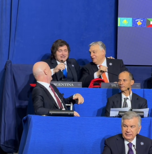 Premierul Viktor Orban și Javier Milei, președintele Argentinei, &ndash; moment viral de la Consiliul Păcii &ndash; video
 - poza 1