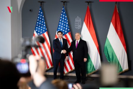 Înaintea alegerilor din Ungaria, Rubio afirmă că Trump este dedicat succesului prim-ministrului Orban: „Președintele Trump este profund angajat în succesul dumneavoastră, deoarece succesul dumneavoastră este succesul nostru; Washingtonul ar fi dispus să ajute financiar Budapesta, dacă ar fi necesar” - poza 1