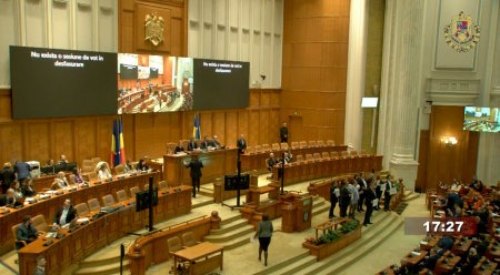 Parlamentul a votat dislocarea temporară în România a unor echipamente şi forţe militare americane - poza 1