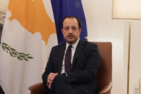 Președintele cipriot: La miezul nopții, un vehicul aerian fără pilot Shahed s-a prăbușit în instalațiile militare ale bazelor britanice din Akrotiri, provocând pagube materiale minore - poza 1