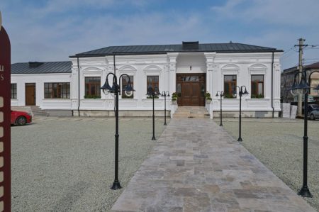 Dr. Ardeleanu se extinde: clinică nouă de stomatologie la Focșani
 - poza 1