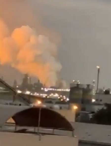 O rachetă iraniană lovește principala rafinărie de petrol din Bahrain, pe fondul escaladării războiului energetic din Golf - poza 1