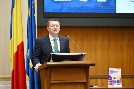 Cosmin Marinescu avertizează: Dobânzile ajung la 3% din PIB, iar deficitul de 6,2% nu reflectă riscurile globale - poza 1