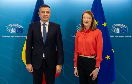 Grindeanu, discuţii cu Roberta Metsola, despre coaliţie: Dorinţa noastră e de a continua o guvernare cu un premier care să livreze încredere, nu exclusiv austeritate; Apropierea PNL-AUR, o ameninţare pentru o viitoare coaliţie proeuropeană - poza 1