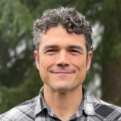 Directorul Centrului Național Antiterorism al SUA, Joe Kent, demisionează pe fondul conflictului cu Iranul - poza 1