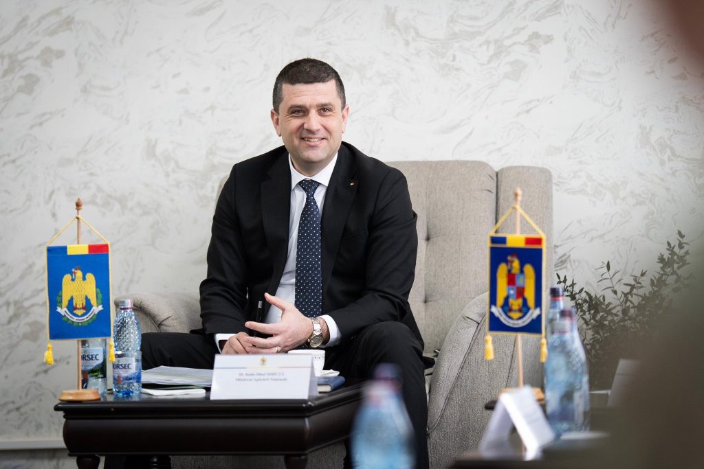 Rom&acirc;nia a fost notificată că echipamentele și militarii americani urmează să vină &bdquo;de &icirc;ndată&rdquo; (Miruță)
 - poza 1