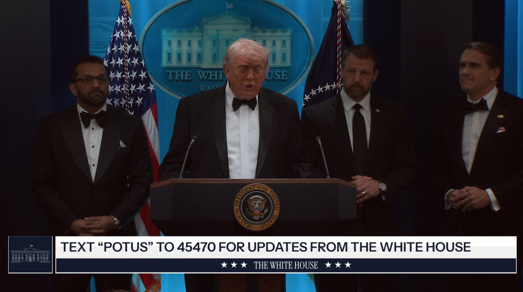 Incidentul armat de la Cina Corespondenţilor: Trump &bdquo;nu va renunţa&rdquo; la Iran din această cauză
 - poza 1