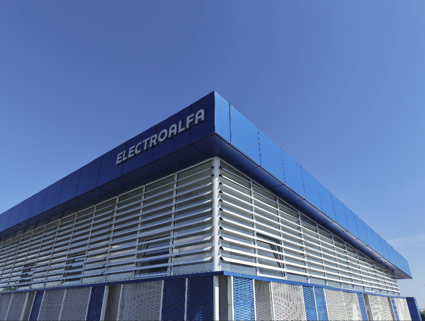 Electro-Alfa International a finalizat achiziția Elcomex