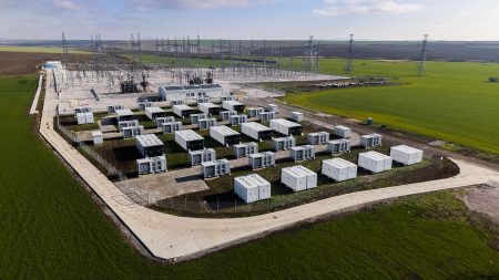 Renalfa Power Clusters achiziționează două proiecte de energie regenerabilă de mare anvergură în România - poza 1