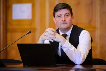 Proiect USR pentru ca românii păgubiți prin creșterea artificială a ROBOR să-și recupereze mai ușor prejudiciul - poza 1