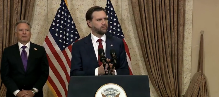 JD Vance se &icirc;ntoarce &icirc;n SUA fără a fi ajuns la un acord cu Iranul pentru a pune capăt războiului
 - poza 1