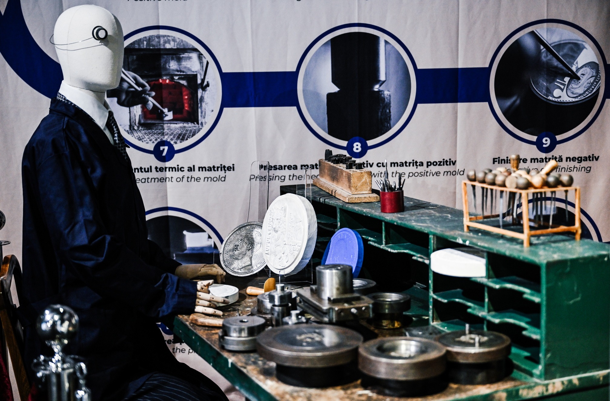 Cosmin Marinescu: Reabilitarea economisirii &icirc;n era consumului; Educația financiară trebuie să reprezinte un obiectiv strategic pentru o societate civilizată
 - poza 2