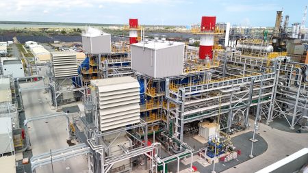 Centrala de cogenerare operată de Rompetrol Energy a produs, în primele patru luni, aproximativ 180.000 de MWh de energie electrică; 25% din total a fost livrat în Sistemul Energetic Național - poza 1