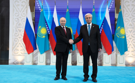 Rusia va construi în Kazahstan o centrală nucleară în valoare de 16,5 miliarde de dolari - poza 1