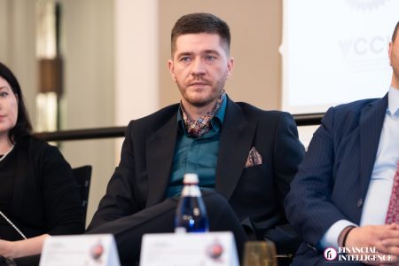 Cosmin Dumitrașcu, ABS Group România: Antreprenorii trebuie să își cunoască afacerea și obligațiile; Dacă nu înțelegi legile de bază, te poți trezi într-o situație din care nu mai știi pe unde să mai scoți cămașa; Statul vede tot prin SAF-T, dar nu ajută companiile în dificultate - poza 1