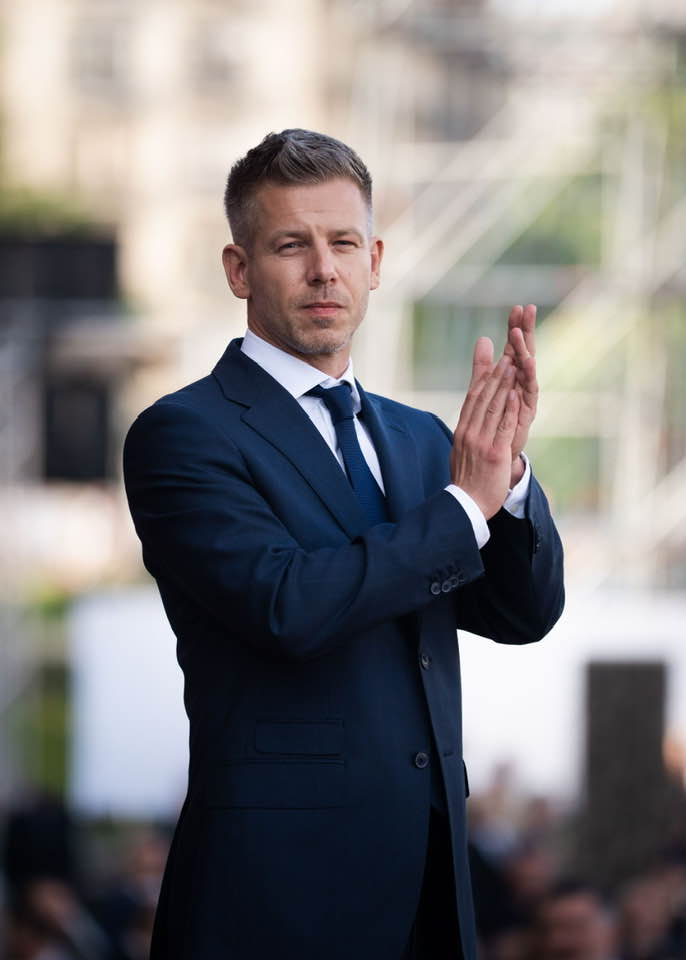 Peter Magyar a depus jurăm&acirc;ntul &icirc;n funcția de prim-ministru al Ungariei, pun&acirc;nd capăt celor 16 ani de guvernare ai lui Orb&aacute;n
 - poza 1