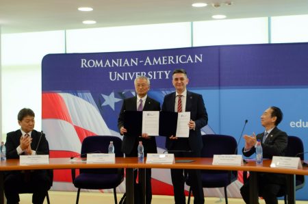Primul program de masterat cu dublă diplomă Japonia-Rom&acirc;nia, lansat de Universitatea Rom&acirc;no-Americană
 - poza 1