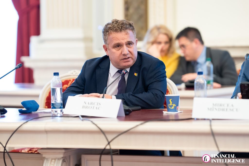 Colonel Narcis Brotac, MApN: Este necesar ca Industria de apărare să se adapteze nevoilor Armatei Rom&acirc;niei; mecanismele europene SAFE și EDIP oferă oportunități distincte de finanțare și cooperare
 - poza 1