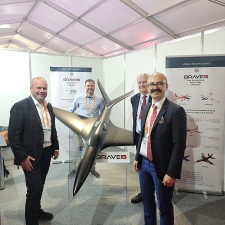 BraveX Aero şi ARESIA-Ozoir au încheiat un partaneriat strategic la BSDA 2026 - poza 1