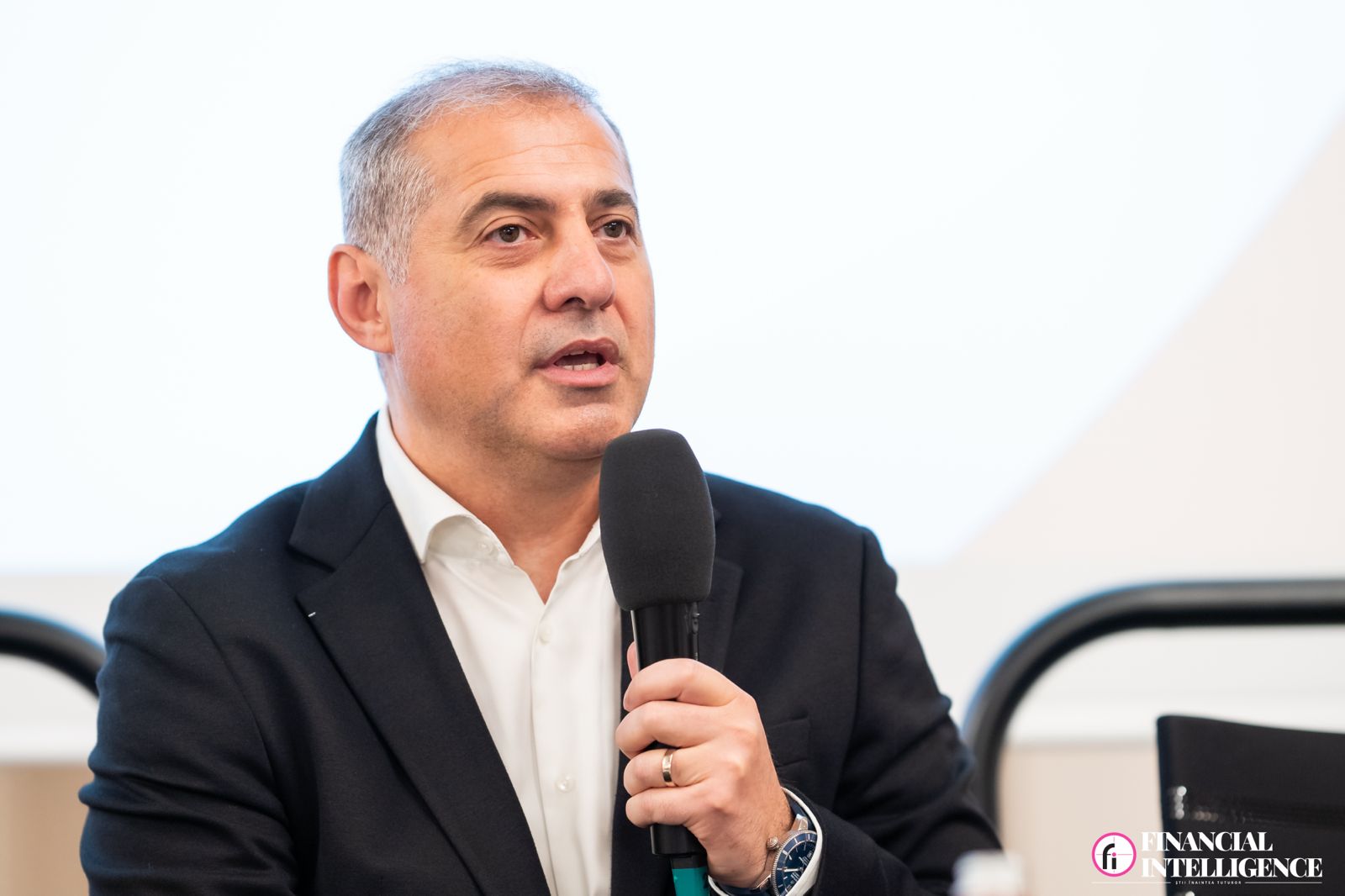 Președintele IMM România face apel la partide pentru un guvern stabil și un pact economic și social național